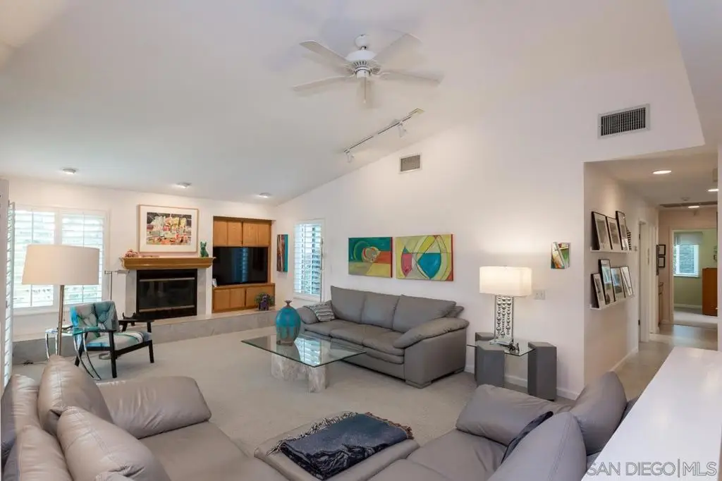 10565 Burned Oak Lane, Escondido, CA 92026 - Image #1