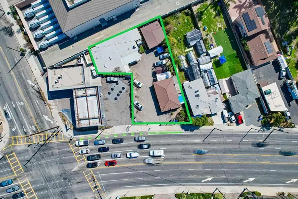 467 Melrose Dr, Vista, CA 92083