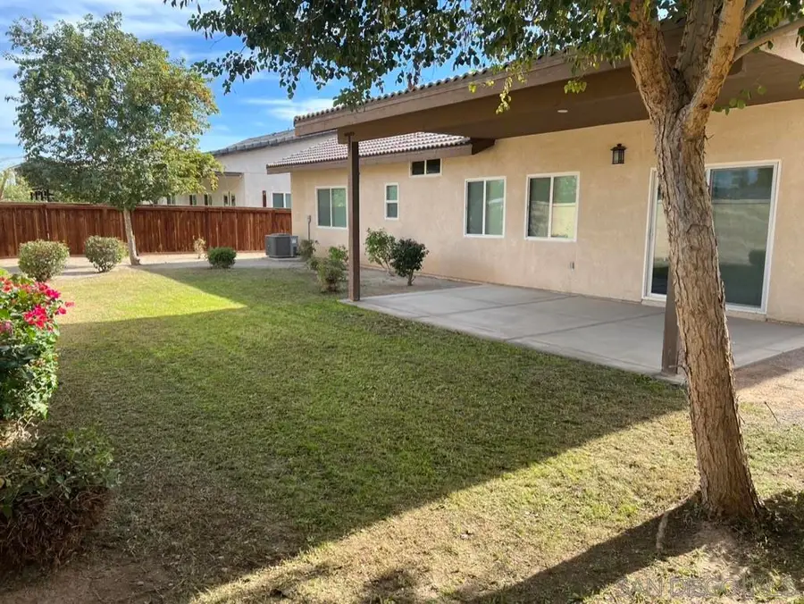 231 Bell Ct, Brawley, CA 92227 - Image #3