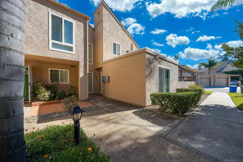 23658 Country Villa Road, Ramona, CA 92065 - Image #1