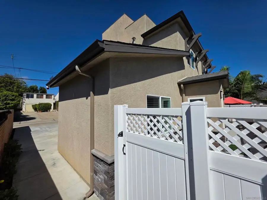 2114 Felspar St, San Diego, CA 92109 - Image #2
