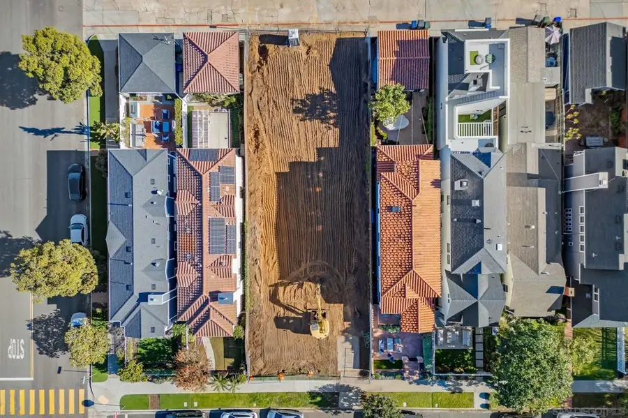 711 H Ave, Coronado, CA 92118 - Image #3