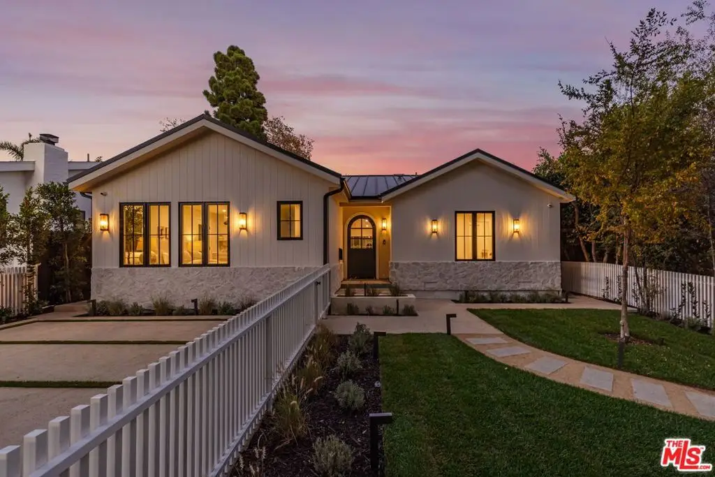 308 N Bowling Green Way, Los Angeles, CA 90049 - #1