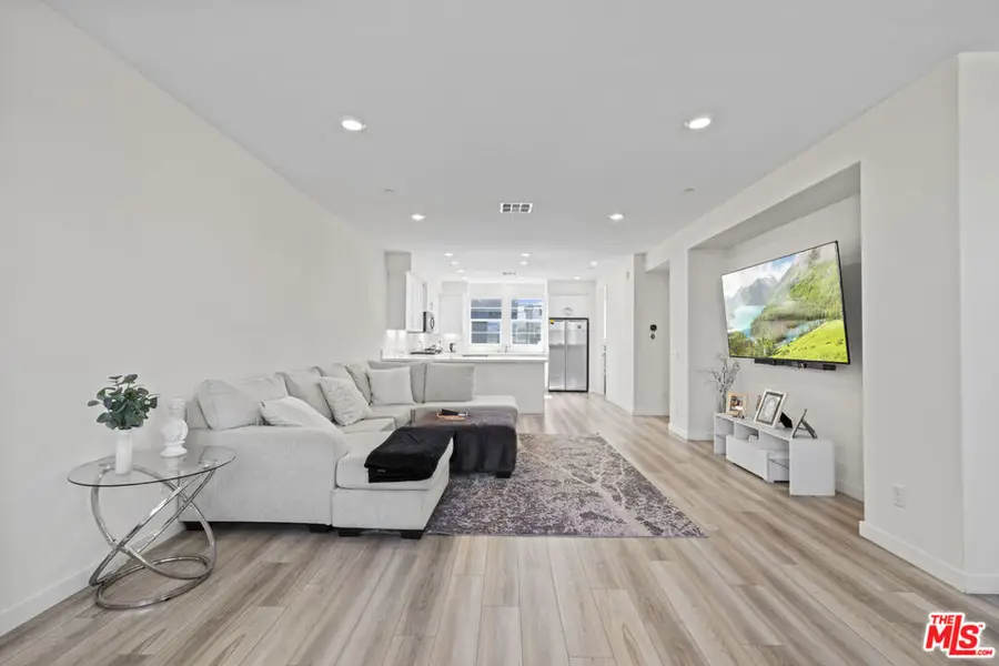 27109 Valley Oak Place, Valencia, CA 91381 - #2