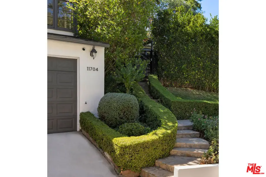 11704 Sunshine Terrace, Studio City, CA 91604 - #2