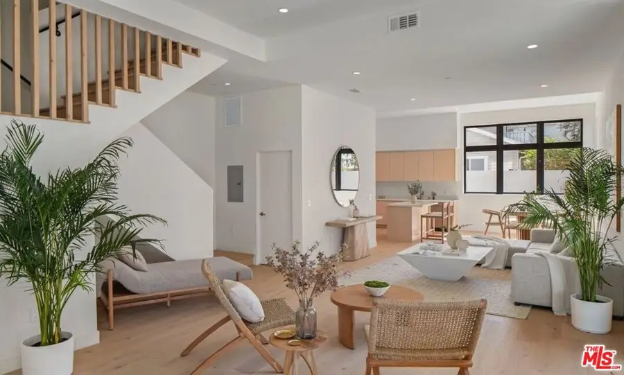 3808 College Avenue, Culver City, CA 90232 - #2