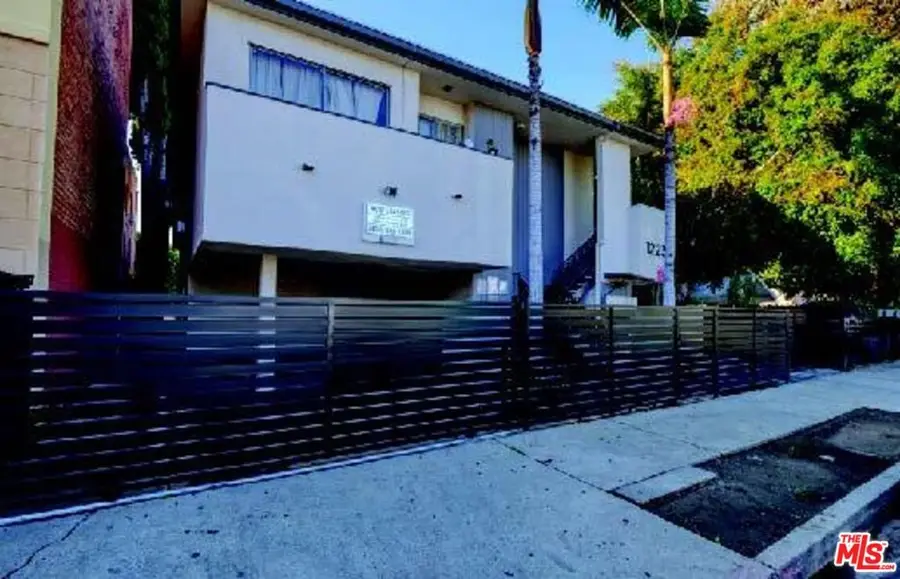 1223 N Beachwood Drive, Los Angeles, CA 90038 - #2