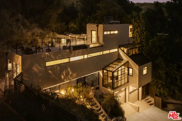 10443 Corfu Lane, Los Angeles, CA 90077