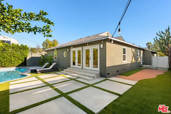17109 Burton Street, Lake Balboa, CA 91406