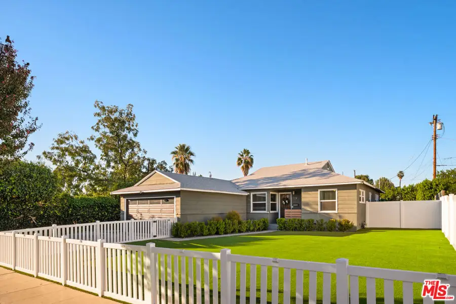 17109 Burton Street, Lake Balboa, CA 91406 - #2