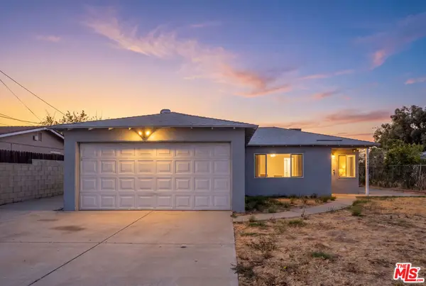 42215 52nd Street, Lancaster, CA 93536