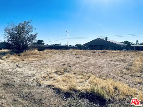 8836 Aspen Avenue, California City, CA 93505