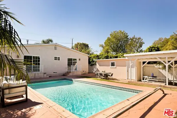 17827 Burbank Boulevard, Encino, CA 91316