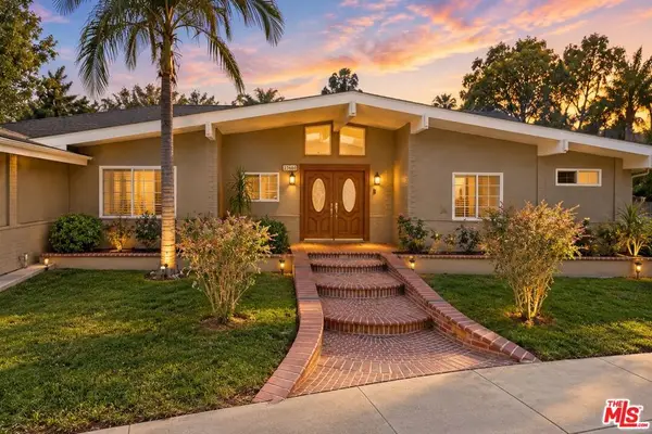 23600 Ladrillo Street, Woodland Hills, CA 91367