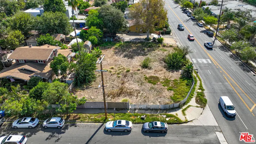 6640 Kester Avenue, Van Nuys, CA 91405 - #3