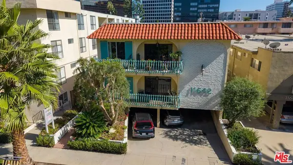 11642 Kiowa Avenue, Los Angeles, CA 90049