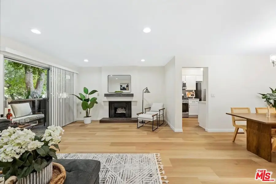 14960 Victory Boulevard #101, Van Nuys, CA 91411 - #3