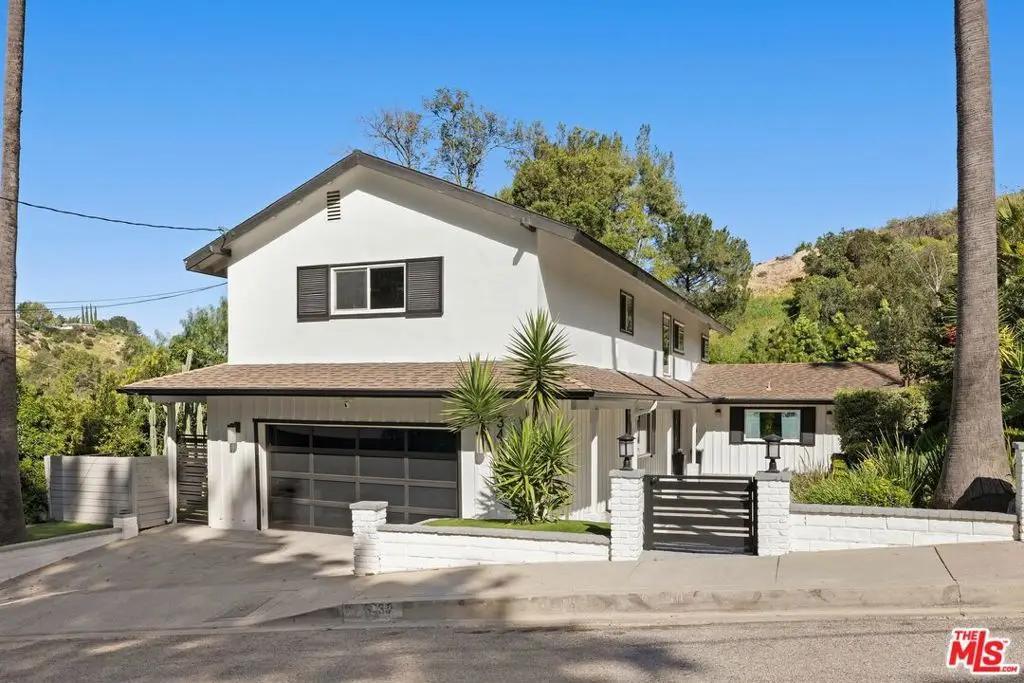 3430 Loadstone Drive, Sherman Oaks, CA 91403 - #1