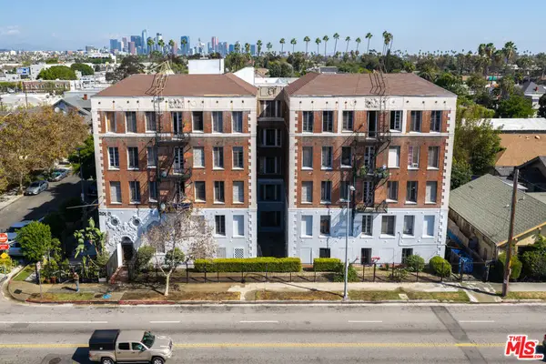 2000 Arlington Avenue, Los Angeles, CA 90018