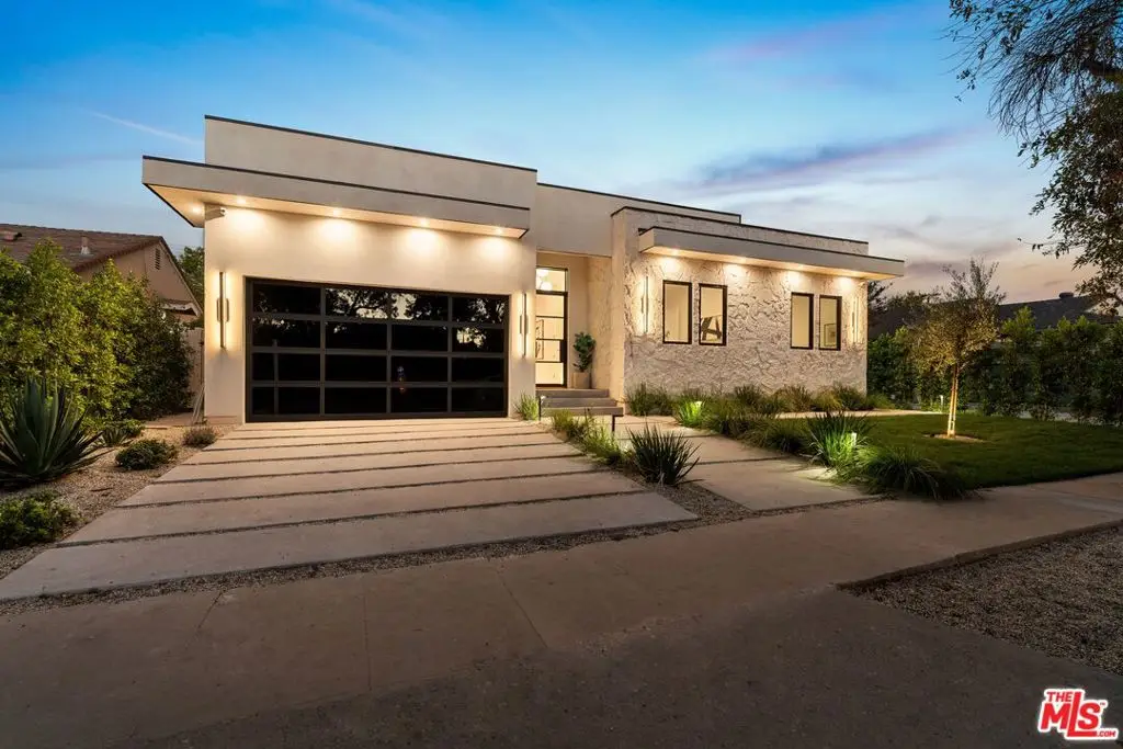 5814 Graves Avenue, Encino, CA 91316 - #1