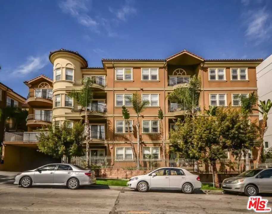 917 S New Hampshire Avenue #301, Los Angeles, CA 90006 - #1