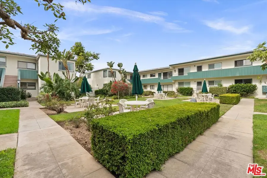 2033 Euclid Street #7, Santa Monica, CA 90405 - #3