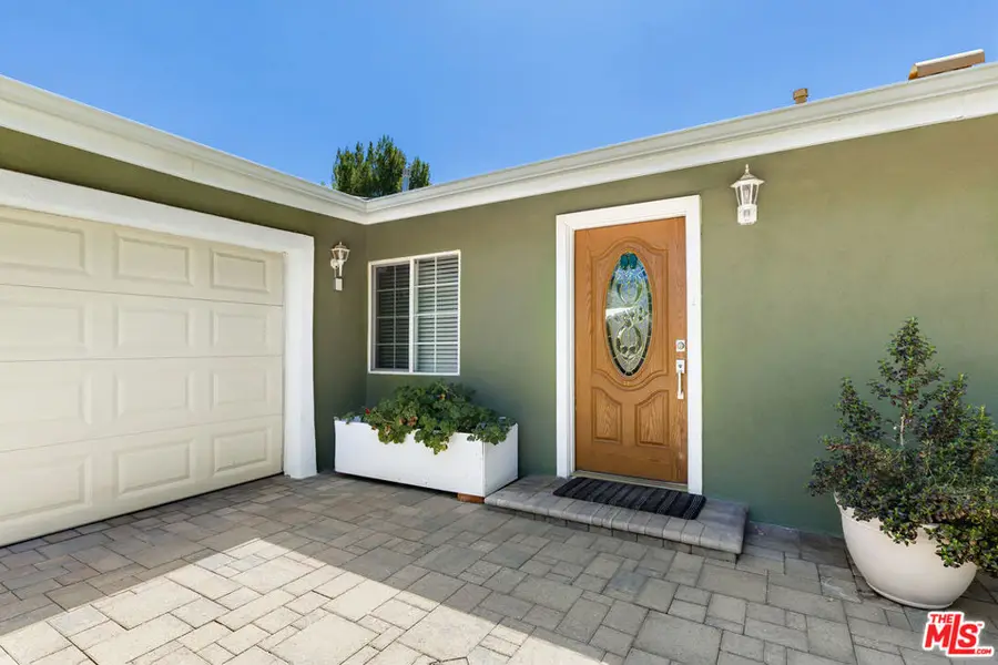 20628 Clark Street, Woodland Hills, CA 91367 - #3