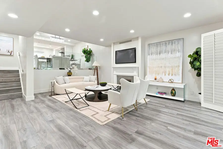 13224 Admiral Avenue #D, Marina Del Rey, CA 90292 - #2
