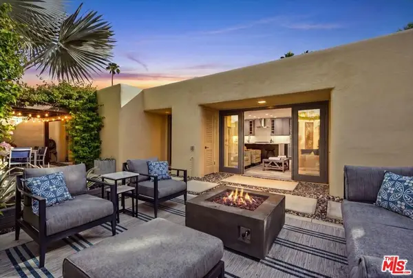 1161 E Alejo Road, Palm Springs, CA 92262
