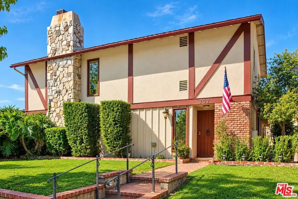 707 E Palm Avenue, Burbank, CA 91501 - #1