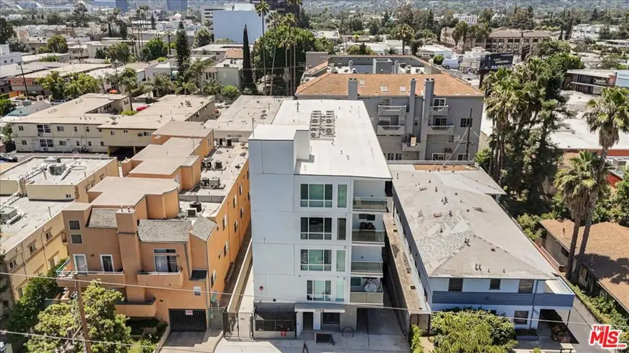 10918 Camarillo Street, North Hollywood, CA 91603 - #2