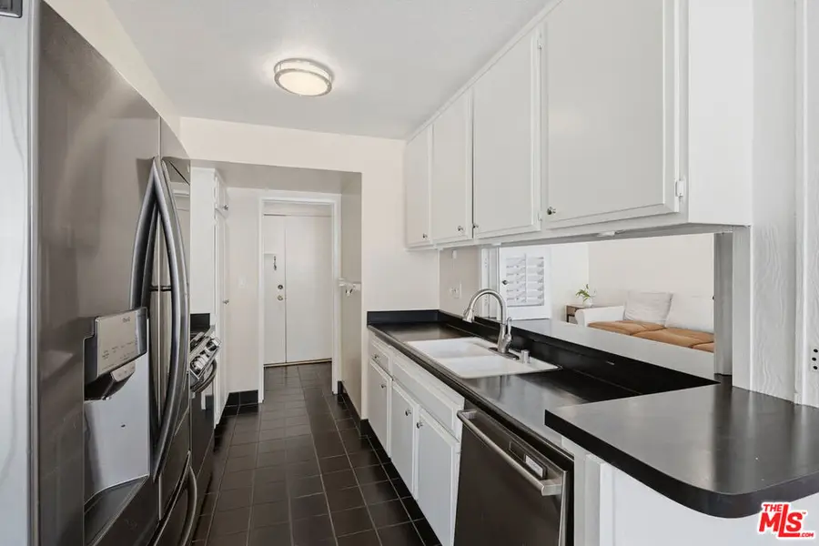 4520 Natick Avenue #309, Sherman Oaks, CA 91403 - #3