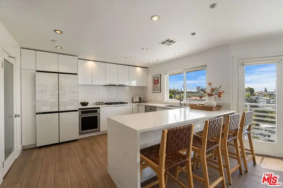 1745 Viewmont Drive, West Hollywood, CA 90069 - #3