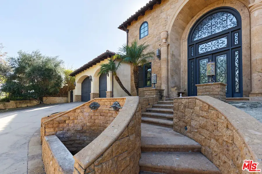 4349 Clear Valley Drive, Encino, CA 91436 - #2