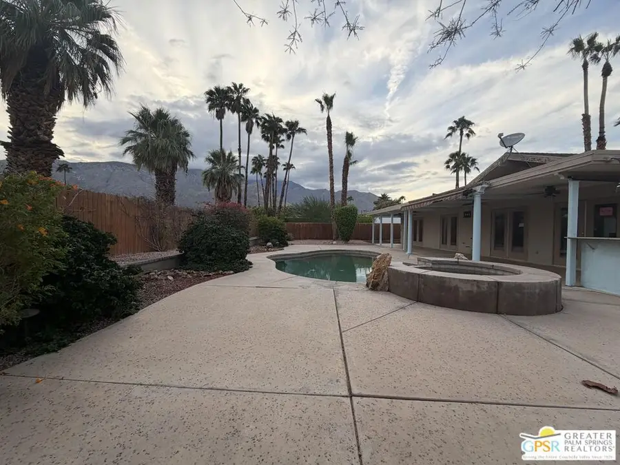 917 E El Cid, Palm Springs, CA 92262 - #3