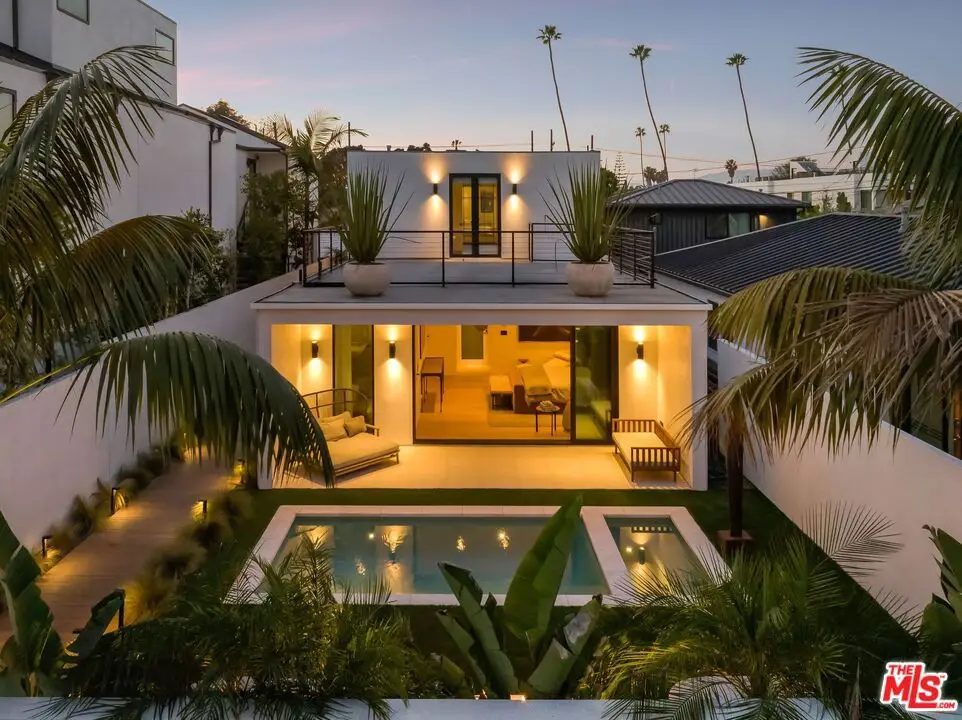 913 Milwood Avenue, Venice, CA 90291 - #1