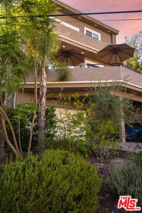 4519 Ensenada Drive, Woodland Hills, CA 91364 - #2