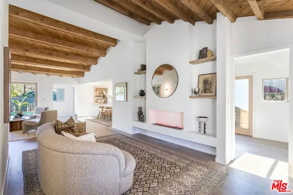 5736 Denny Avenue, North Hollywood, CA 91601