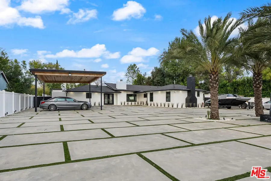 17211 Parthenia Street, Northridge, CA 91325 - Image #2