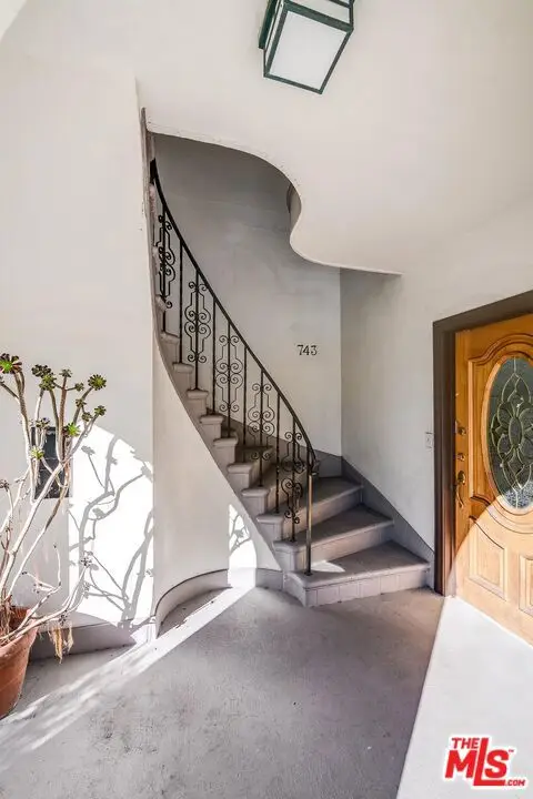 741 S Curson Avenue, Los Angeles, CA 90036 - #3