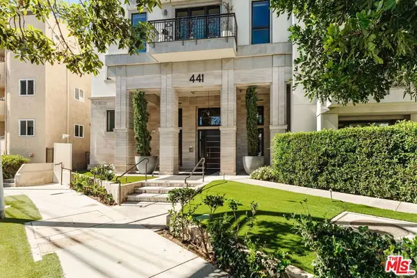 441 S Barrington Avenue #105, Los Angeles, CA 90049