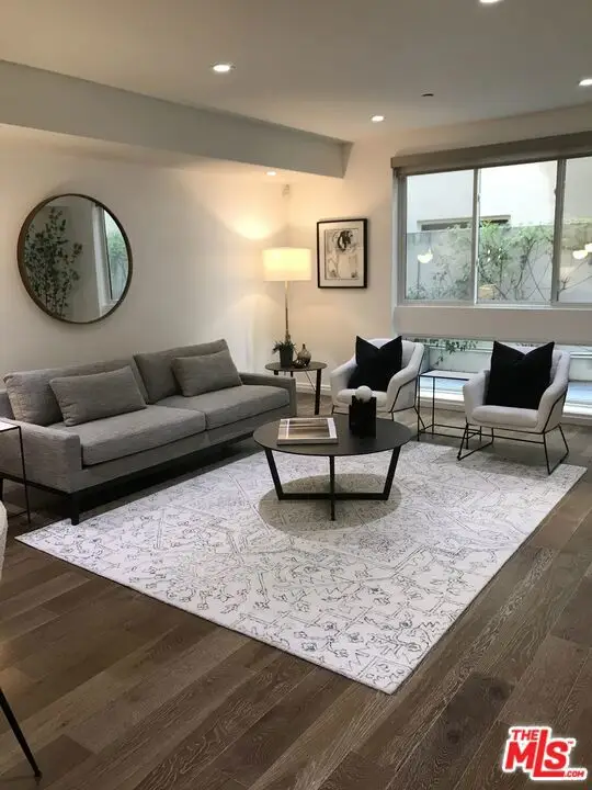 441 S Barrington Avenue #105, Los Angeles, CA 90049 - Image #2