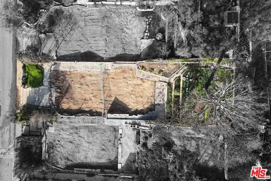 704 Haverford Avenue, Pacific Palisades, CA 90272 - Image #2