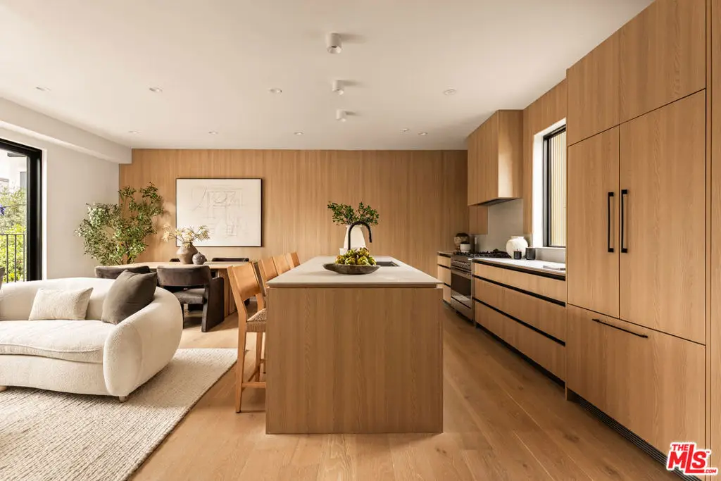 1749 S Marvin Avenue, Los Angeles, CA 90019 - #1