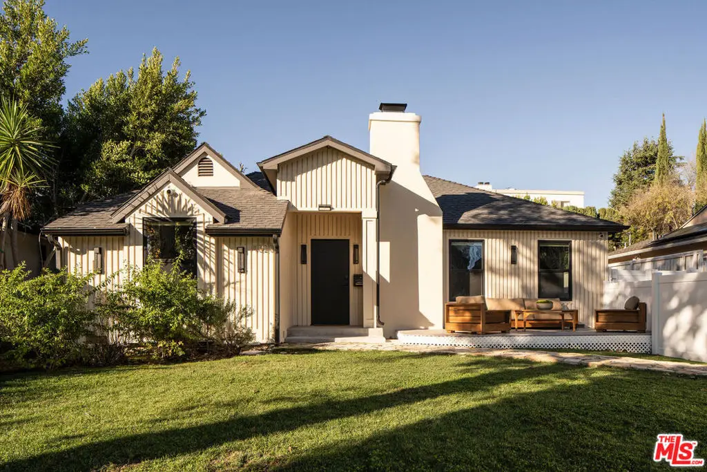 4323 Irvine Avenue, Studio City, CA 91604 - Image #1