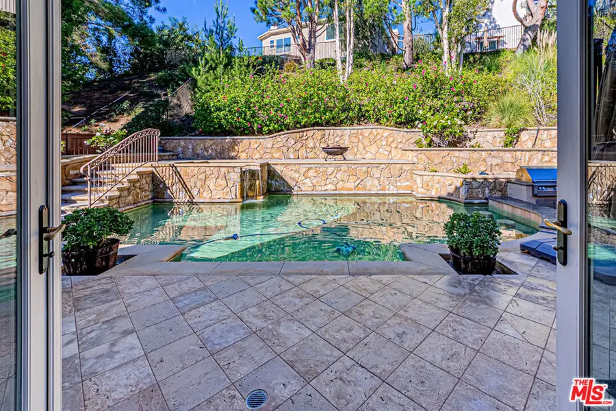 6621 E Prescott Court, Orange, CA 92867 - #2