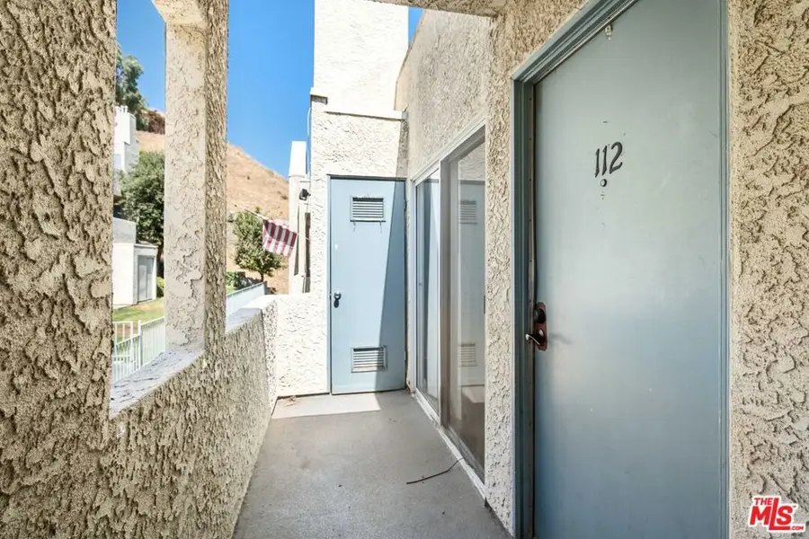 18209 Sierra Highway #112, Canyon Country, CA 91351 - #3