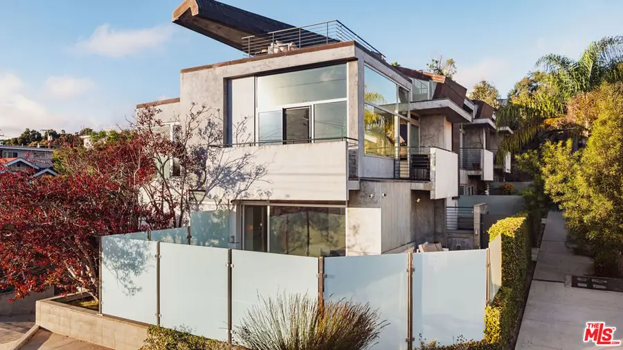 235 Ocean Park Boulevard #1, Santa Monica, CA 90405 - Image #3