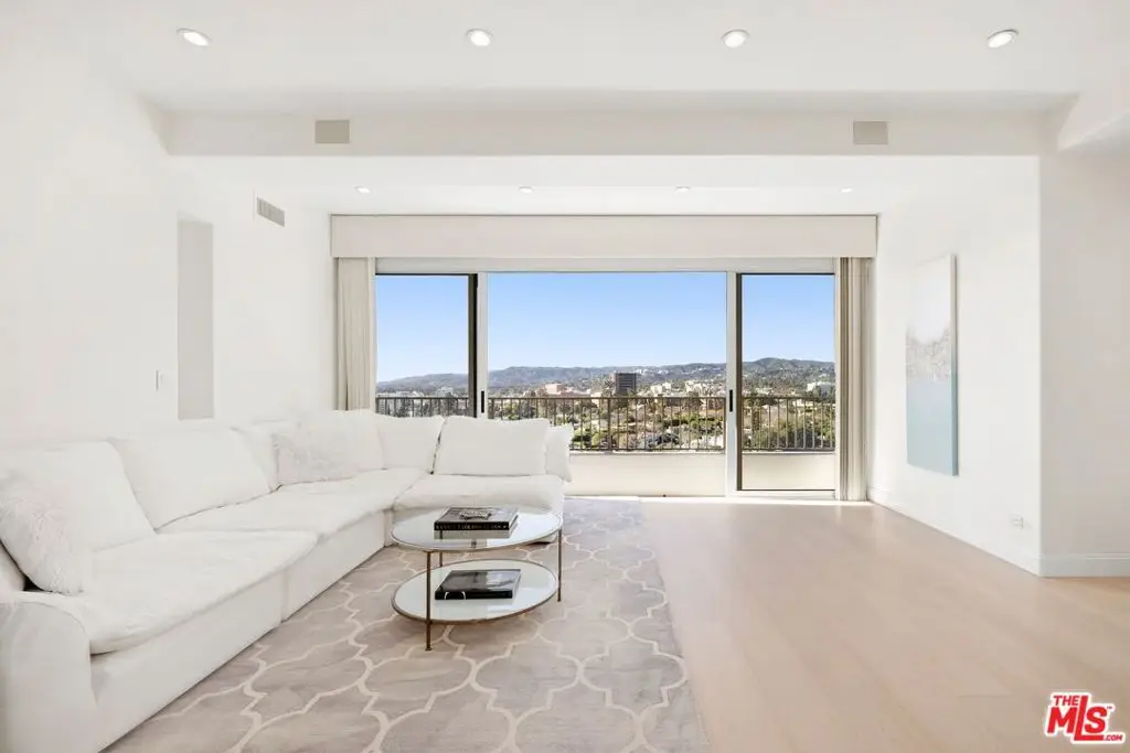 10501 Wilshire Boulevard #2201, Los Angeles, CA 90024 - Image #1