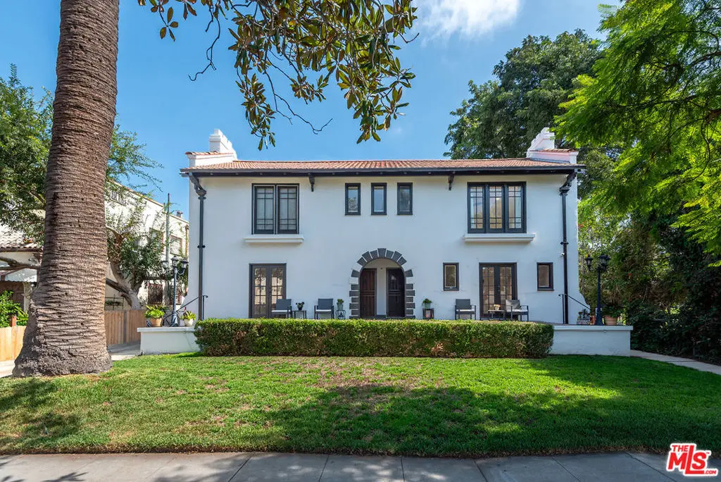 2406 3rd Avenue, Los Angeles, CA 90018 - #1